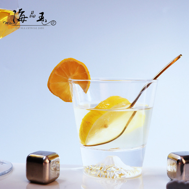 Japanese Mount Fuji glass cup, frosted ins Snow Mountain cup, household transparent breakfast milk cup, whisky cup Application Scenario