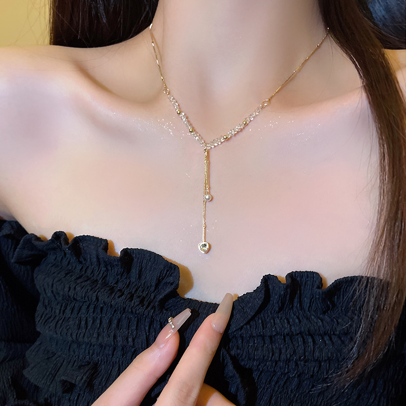 French high-end crystal heart-shaped pearl pendant necklace, women's InS-style fashionable and simple collarbone chain necklace wholesale full figure