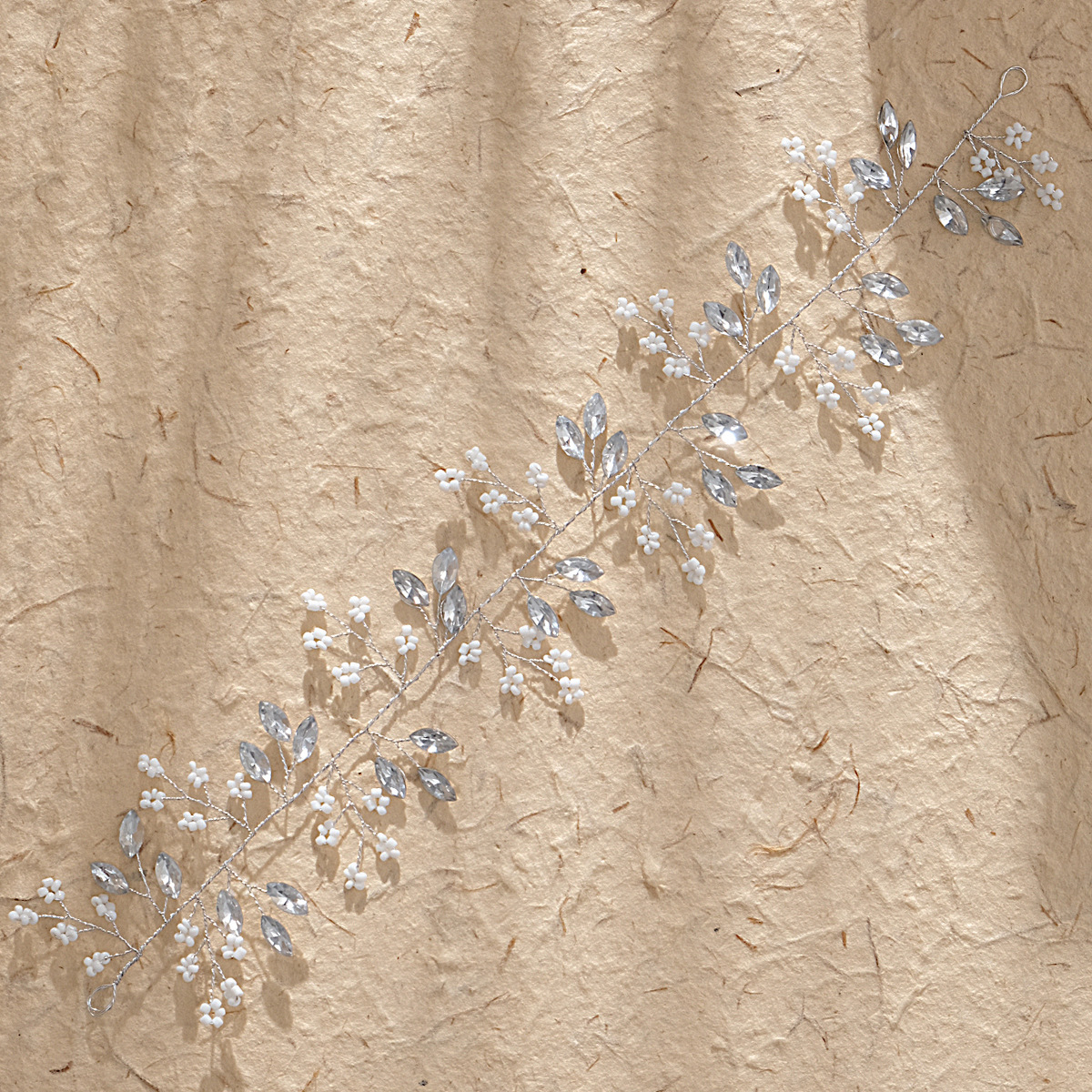 New cross-border accessories, handcrafted beaded bridal hair bands, European and American wedding hair accessories, water diamond and rice bead headwear manufacturer wholesale Specification drawing