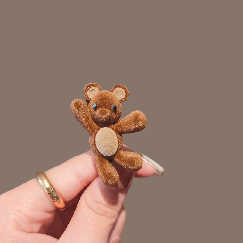 Autumn and winter flocking, waving little bear side hair clip, delicate and small side hair clip, broken hair duckbill clip, straight clip full figure