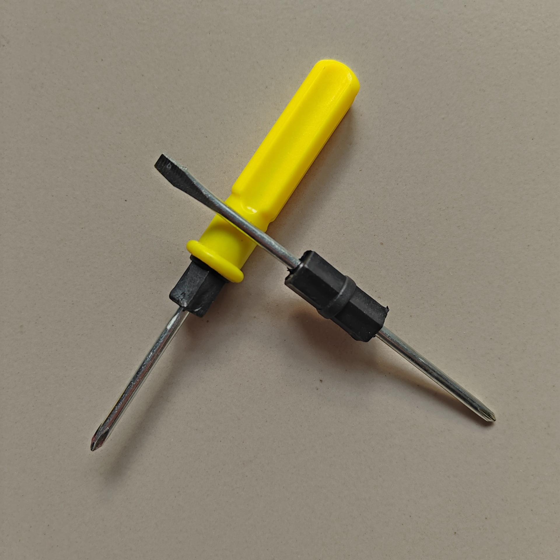 Wholesale of 2-inch, 3-inch and 4-inch dual-purpose screwdrivers with cross-shaped strong magnetic screwdrivers from the manufacturer Item Picture