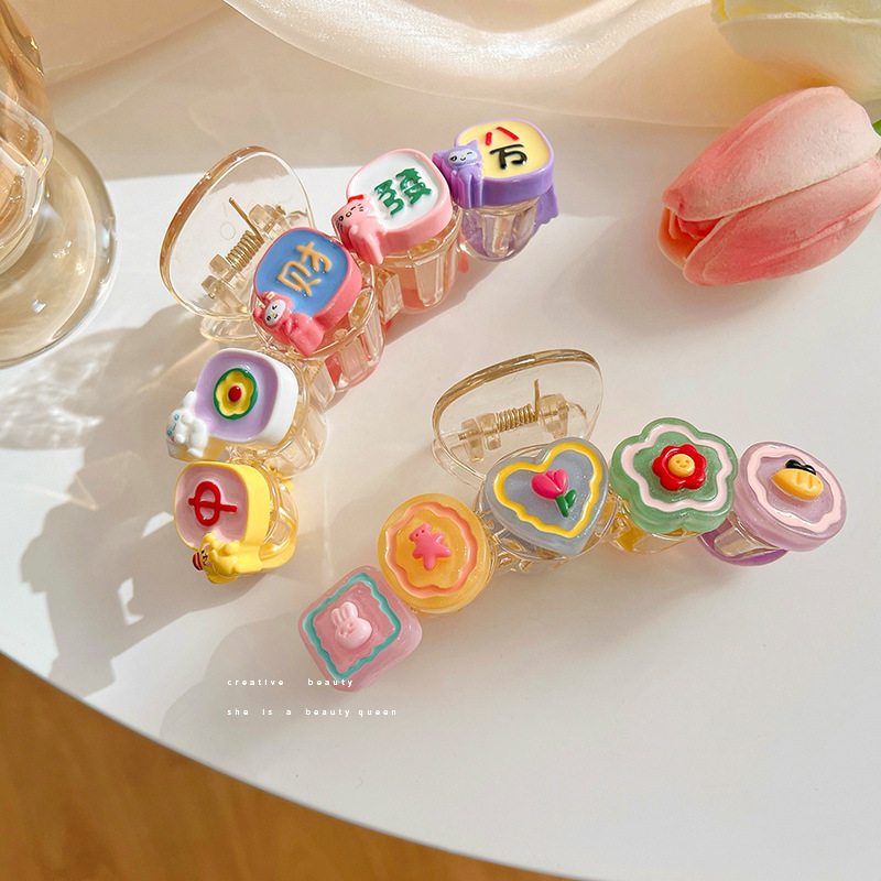 Cartoon little rabbit mahjong grab girl cute hair clip, back of the head coiled hair grab large shark clip headwear hair clip full figure