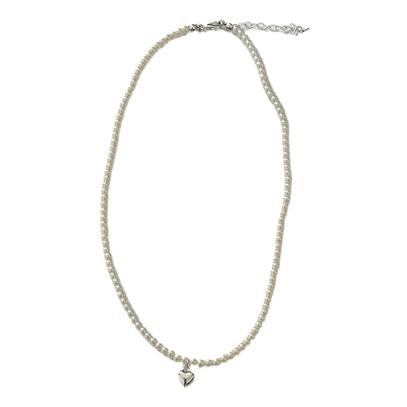 A niche high-end design collarbone chain with French style, a necklace for a socialite, exquisite pearl heart-shaped necklace, and a trendy Instagram look for women Item Picture