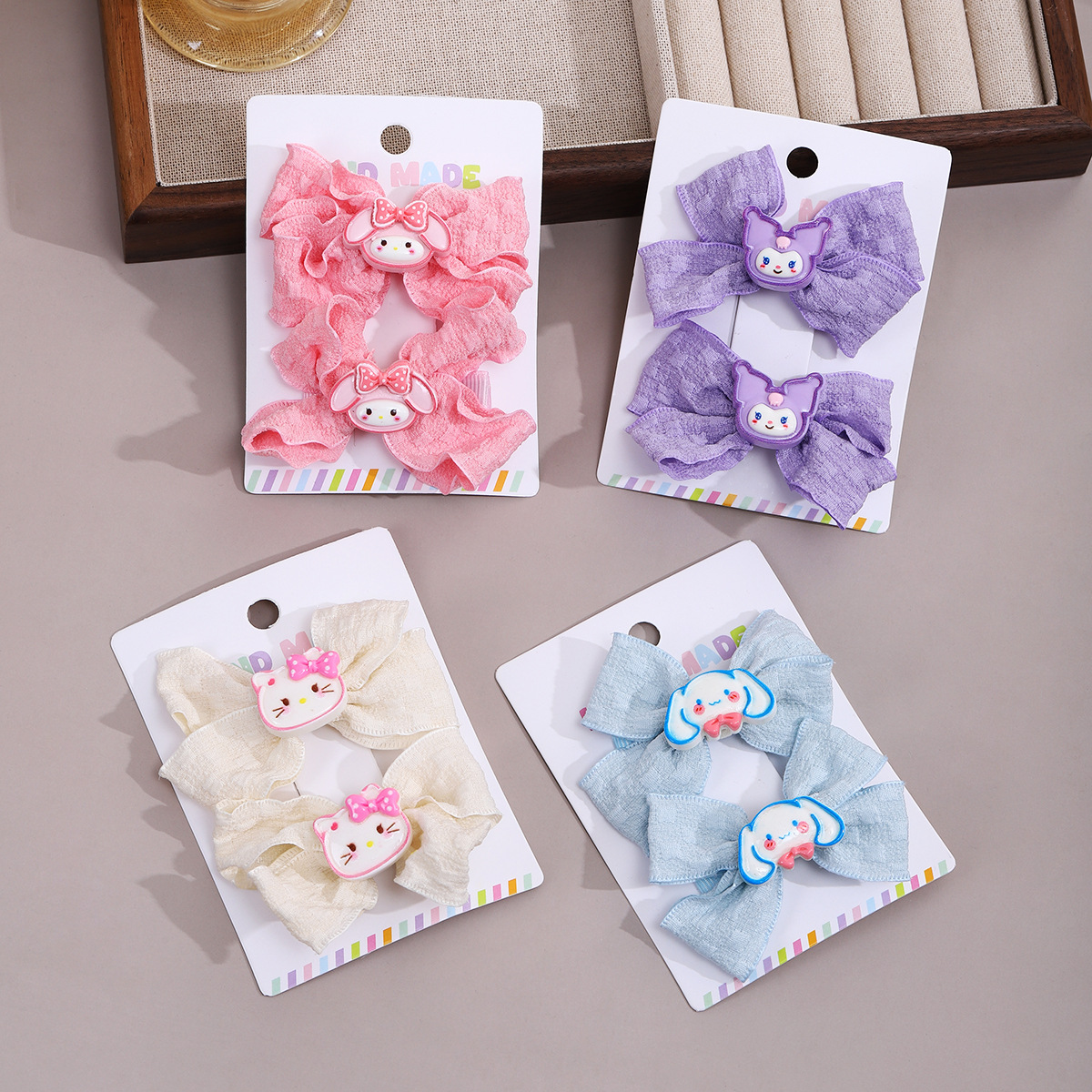 New cute candy-colored bow Sanrio children's hairpin for girls, all-inclusive fabric double-clip hairpin and hair accessory full figure