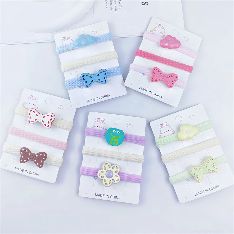 Sweet and colorful bow, cloud towel tie, cute and versatile hair band, children's hair won't hurt, girls' hair band Application Scenario