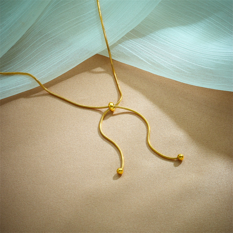 A niche design with a pull-out line necklace, a minimalist Instagram-style accessory for women, and a simple collarbone chain necklace Specification drawing