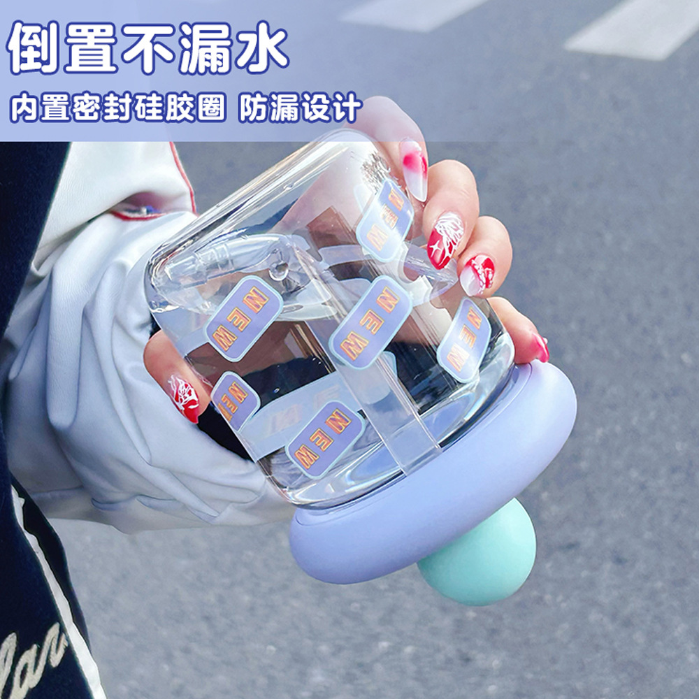 Cute and small glass cup, high appearance level, covered office straw cup, fashionable and simple, student home creative water cup Application Scenario