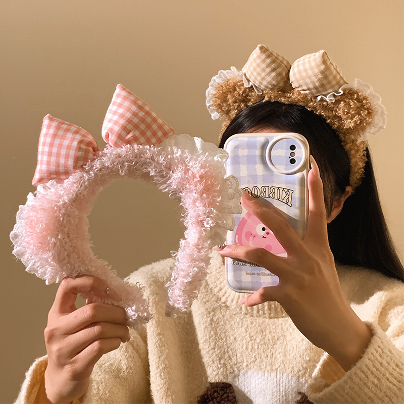 Sweet blush, little bear ears, bow, lace, face wash, hair band, women's makeup hair clip, cute plush headband, headwear Application Scenario