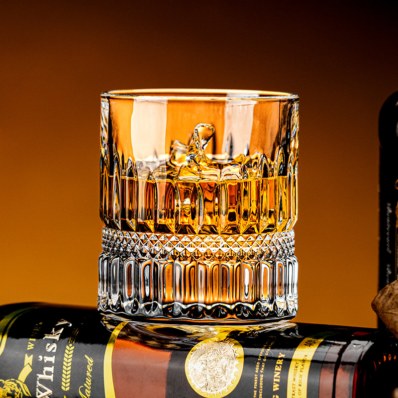 Light luxury high-end glass whisky glass, home bar high-end engraved and carved foreign wine glass, high-end beer glass details Picture