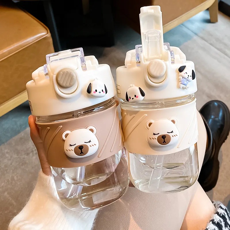 Cute little bear glass cups, cartoon student double-drinking straw cups, high appearance level, join hands to prevent leakage, wholesale of casual cups full figure