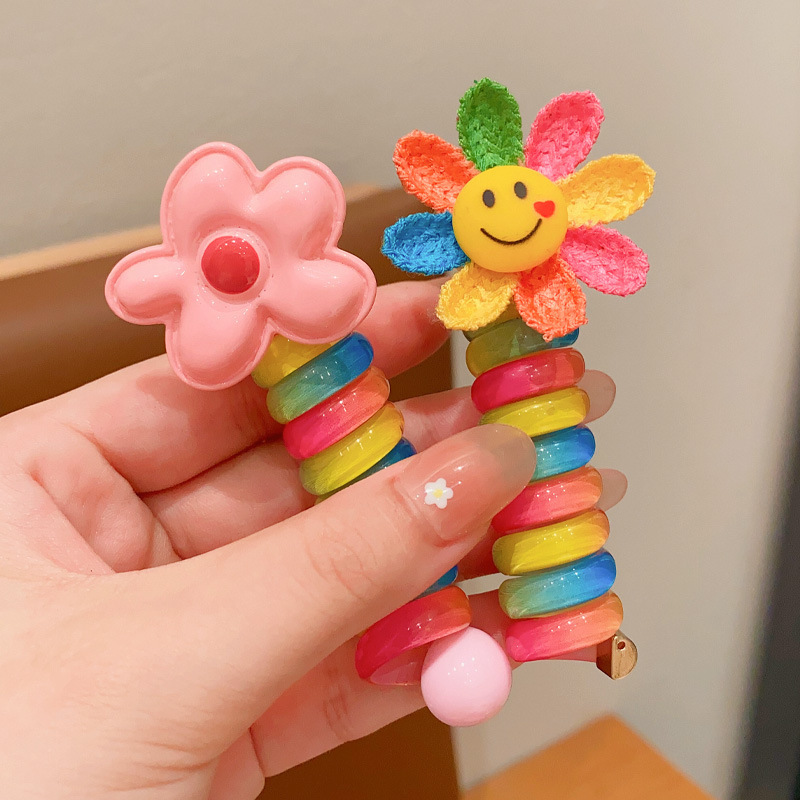 Children's curly phone cord hair tie, girls' high ponytail hair tie, durable, high elasticity, no damage to hair, new style hair tie hair accessory Application Scenario
