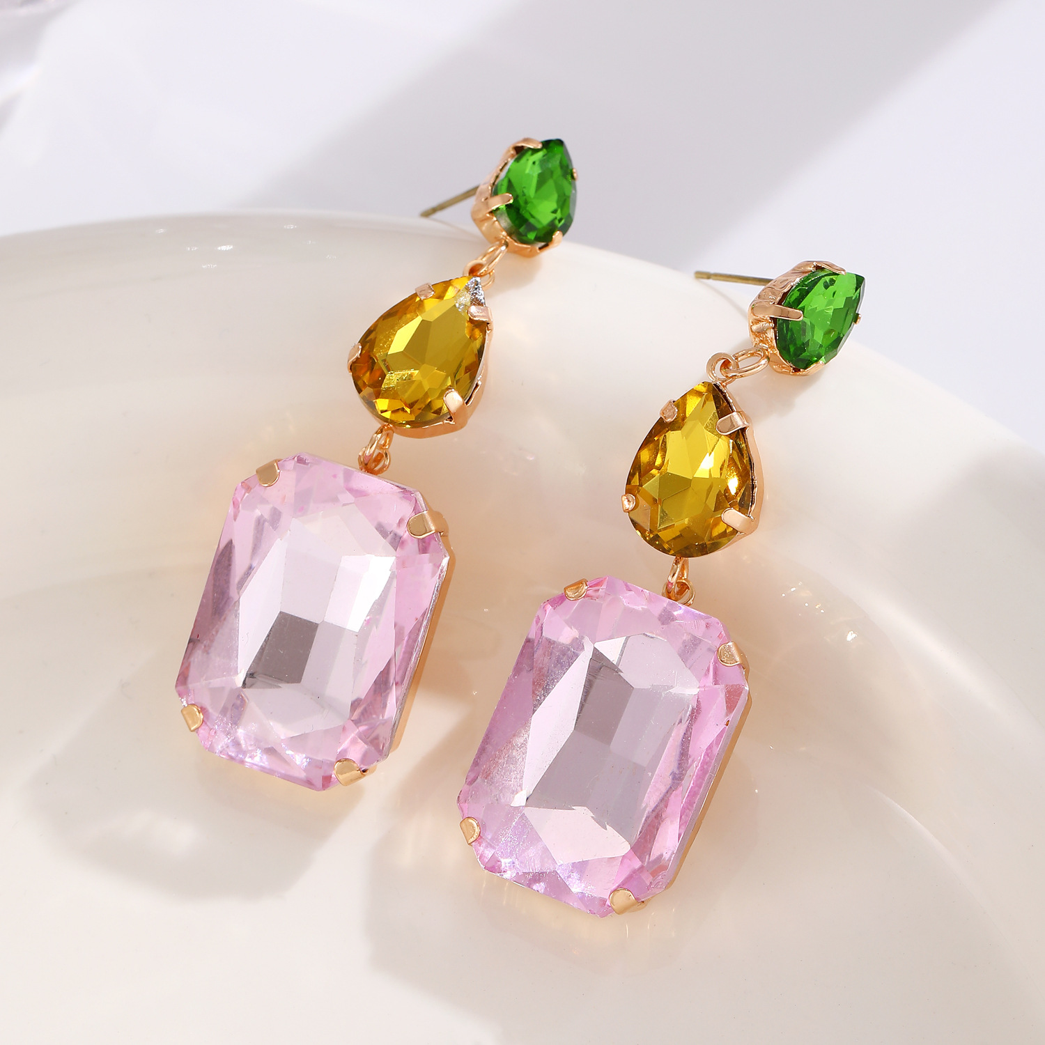 European and American fashionable color diamond water drop geometric large water diamond stud earrings, light luxury earrings, simple and trendy, versatile earrings and earrings for women Application Scenario