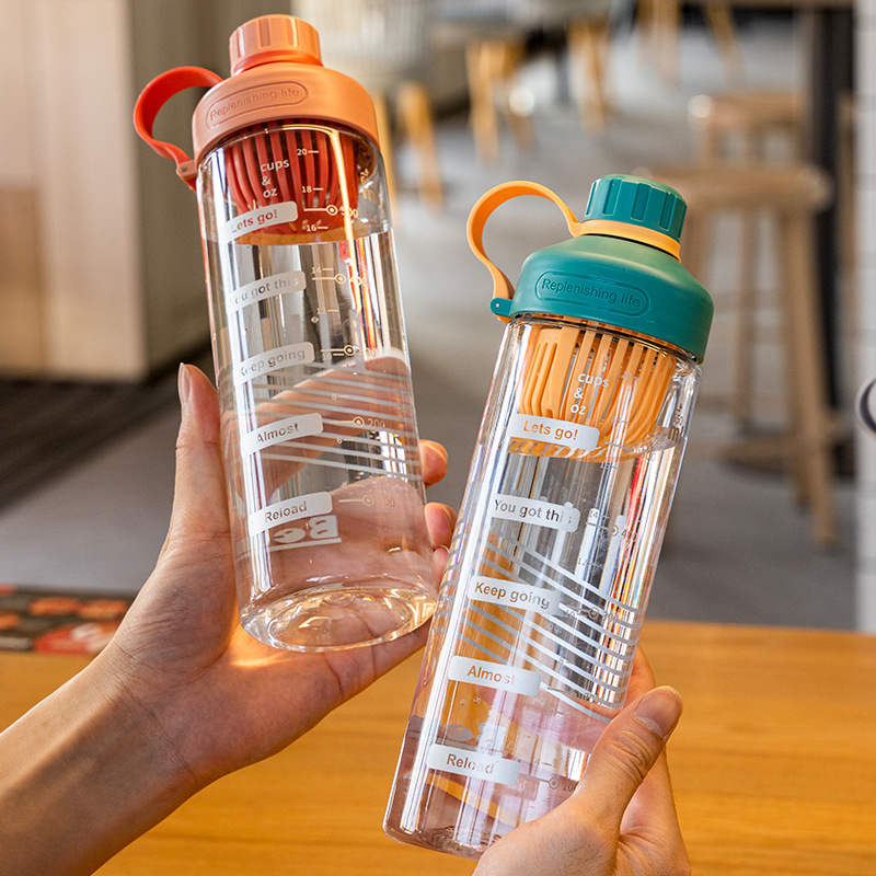 Customized manufacturer's simple and high-temperature resistant plastic cups for office use, portable handle water bottles, large-capacity water cups with filters Application Scenario
