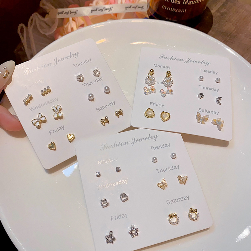 Cute and small 12-piece set of ear studs, 2024 new style, high appearance level, unique autumn bestseller, Internet celebrity earrings wholesale Application Scenario