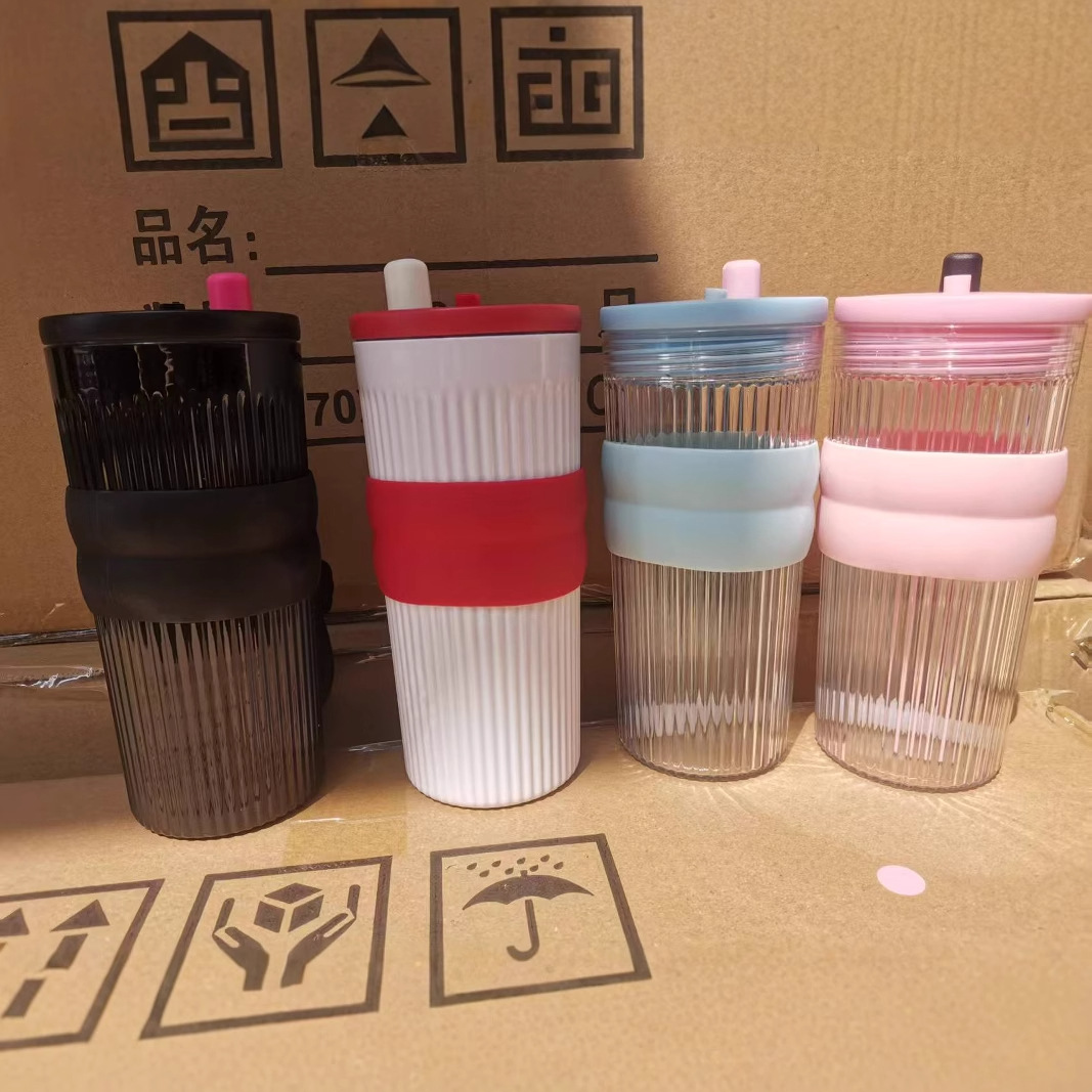 2025 New car straw water cup, large capacity, high appearance level in summer, men's and women's portable coffee cup, outdoor cup Specification drawing