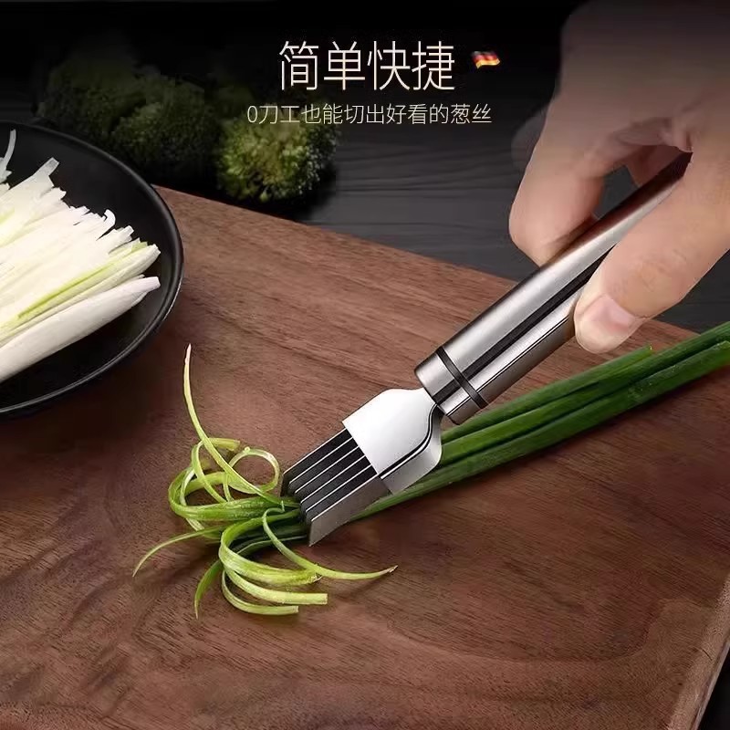 Stainless steel multi-functional scallion cutter, scallion shreds cutter, scallion flower and shreds cutter, stainless steel grater, kitchen small tools Application Scenario