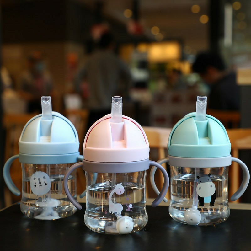 CPC qualified children's water cup, straw cup, graduated water cup, kindergarten water cup with suction ball suction details Picture