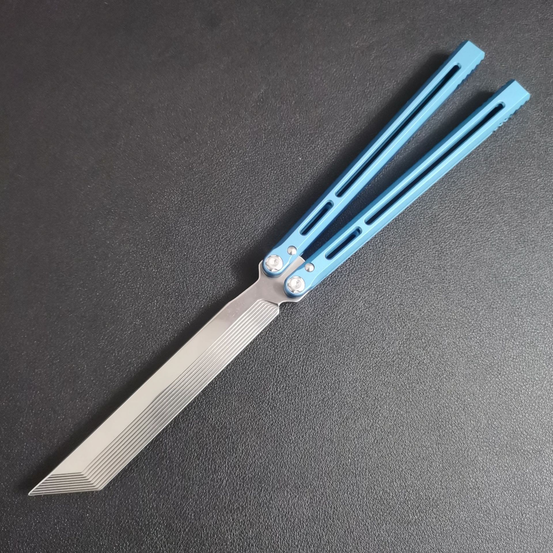 Outdoor telesto butterfly knife fork unedged Training swing multi-functional folding knife all-in-one toy edc undefined
