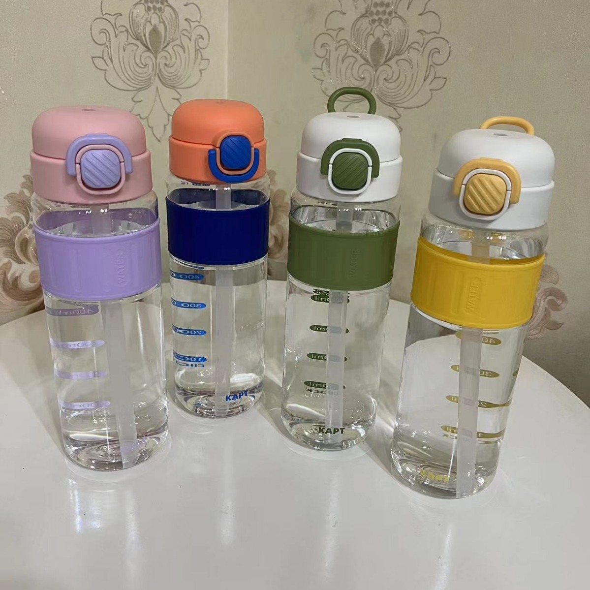 Gabi Rabbit Sensation Sports Internet Celebrity Water Cup: Simple, portable, anti-scald, large-capacity straw direct drinking cup for women and pregnant women full figure