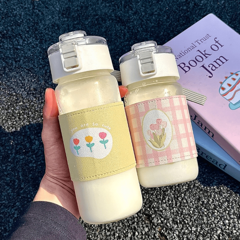 Simple tulip ins-style plastic cup for portable travel, school milk cup, high appearance level, cute and niche, high appearance level details Picture