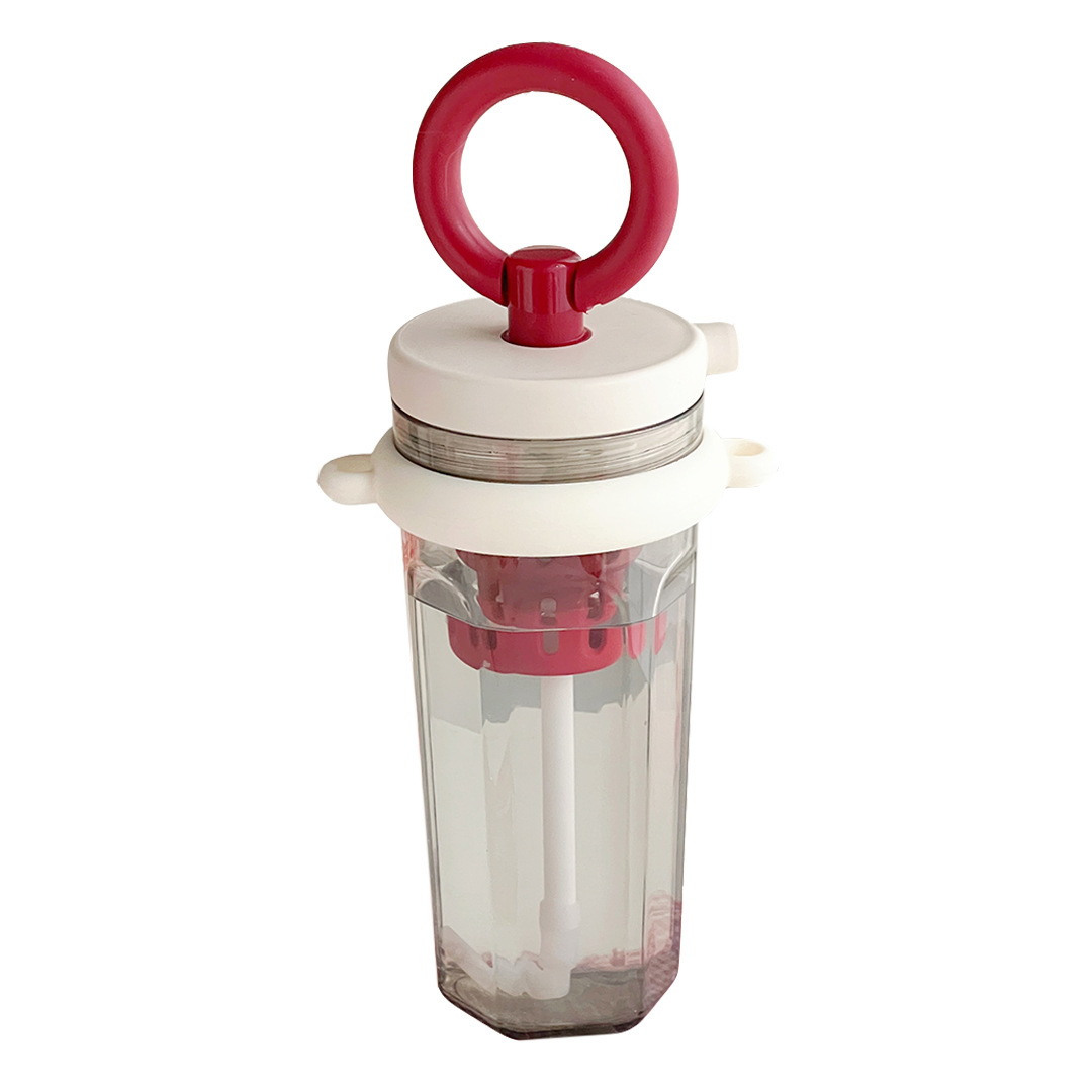 Summer girls' water cups are fashionable, fresh, and have a high level of appearance. They are simple and ins plastic cups. Students are portable and carry straw cups Item Picture