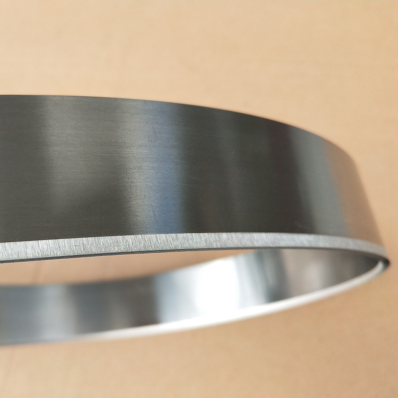 Direct supply of cut pearl cotton EVA Swedish EPP sponge machine knives with non-woven fabric blades. Minimum order quantity: one blade details Picture