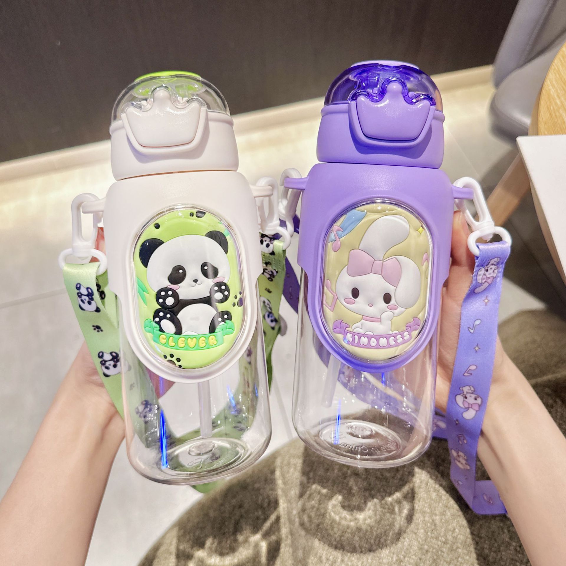 New children's straw cup, summer cute portable plastic cup, crossbody cartoon panda, special anti-drop cup for students Specification drawing