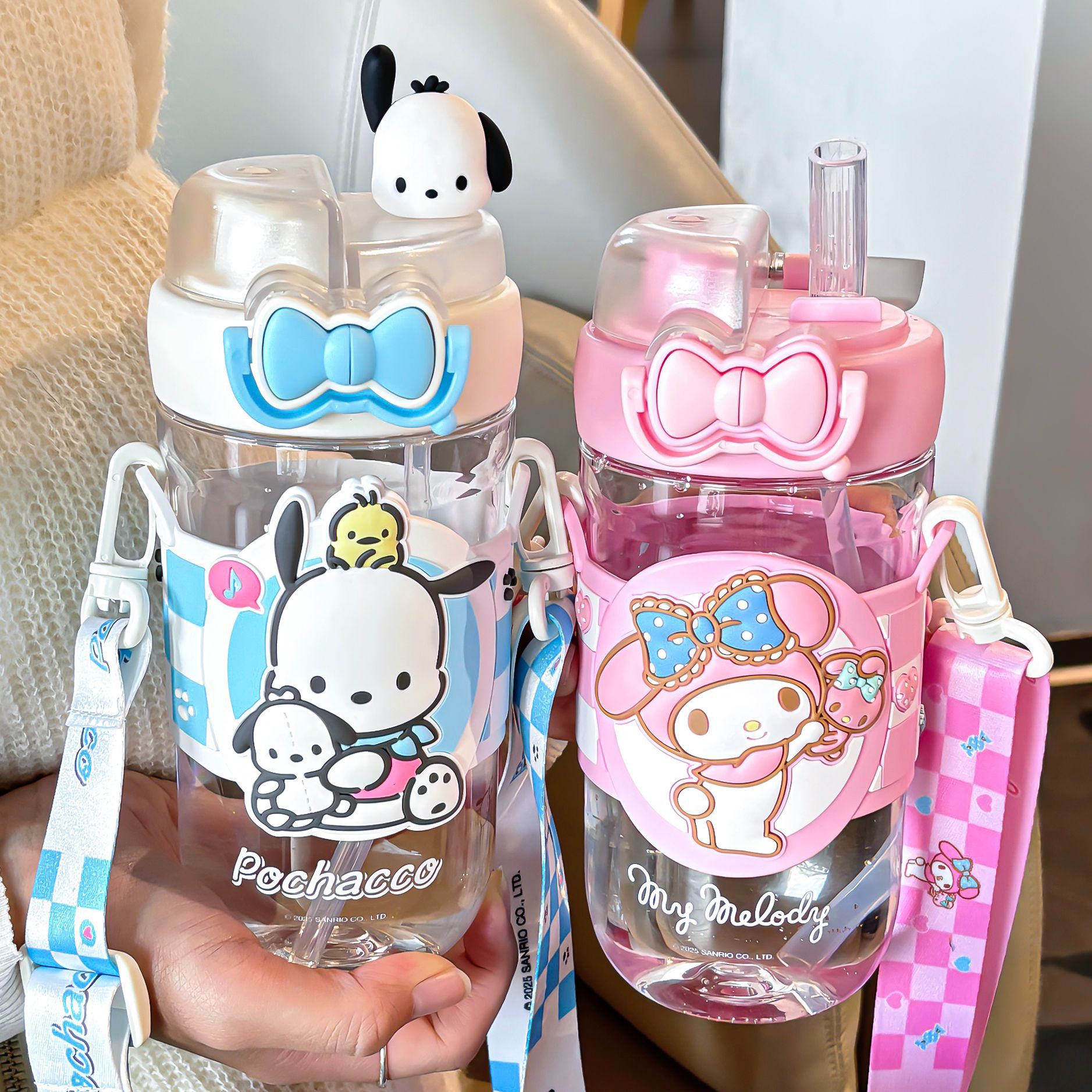 Sanrio officially authorized children's water cup, cute Tritan double-drinking cup, large capacity, convenient carrying plastic cup Specification drawing