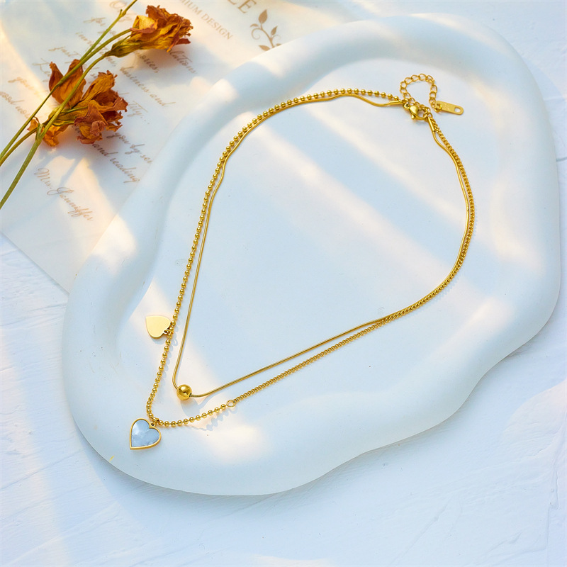 French retro, high-end and simple shell heart pendant, titanium steel multi-layer stacked chain, fashionable and exquisite jewelry necklace Specification drawing