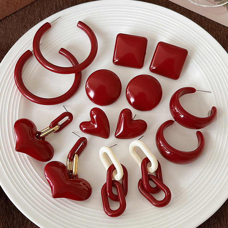 Ankela Red large ear Ring Earrings 2024 New autumn and winter fashion, versatile and elegant stud earrings, light luxury and high-end earrings details Picture