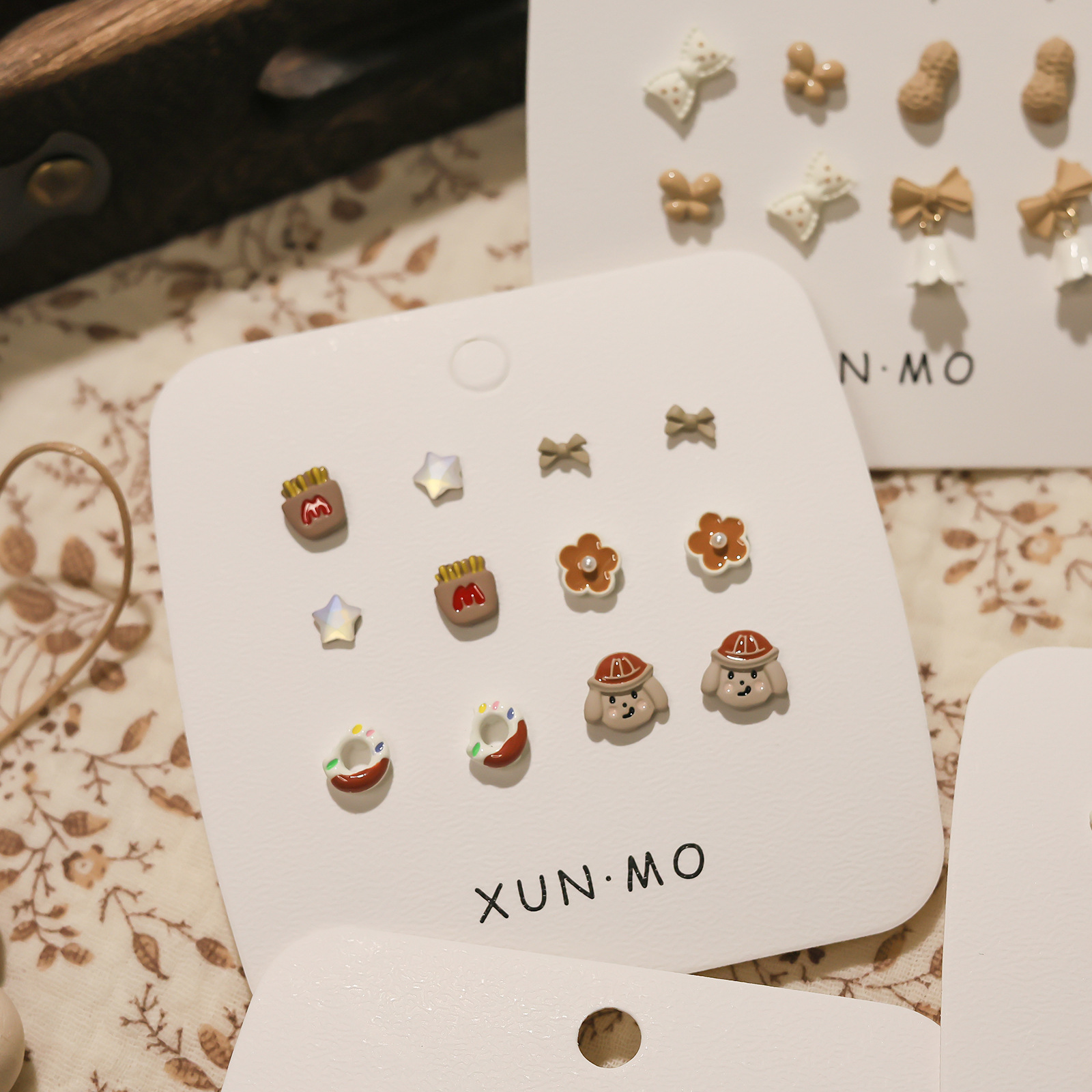 2024 Autumn/Winter new retro Maillard color milk coffee brown stud earrings set, versatile and elegant earrings for women wholesale Application Scenario