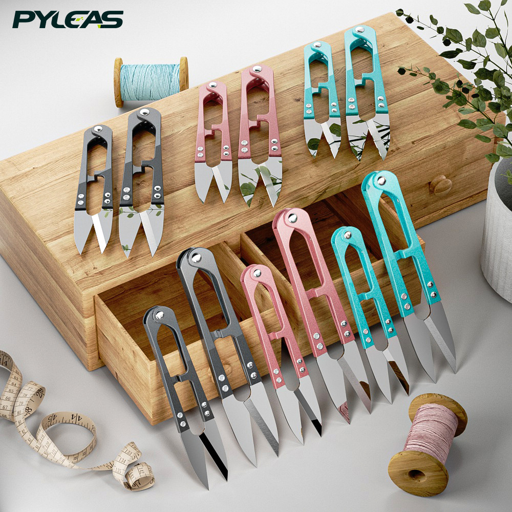 Wholesale U-shaped small scissors, thread end scissors, spring scissors, DIY cross-stitch embroidery, clothing sewing, tailoring scissors, thread scissors Application Scenario