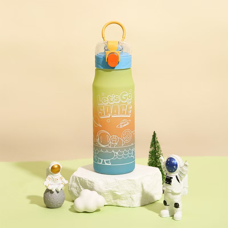 Direct drinking plastic cup, cross-border travel cup, 600ml frosted gradient juice milk tea cup, cute water bottle, adult gift details Picture