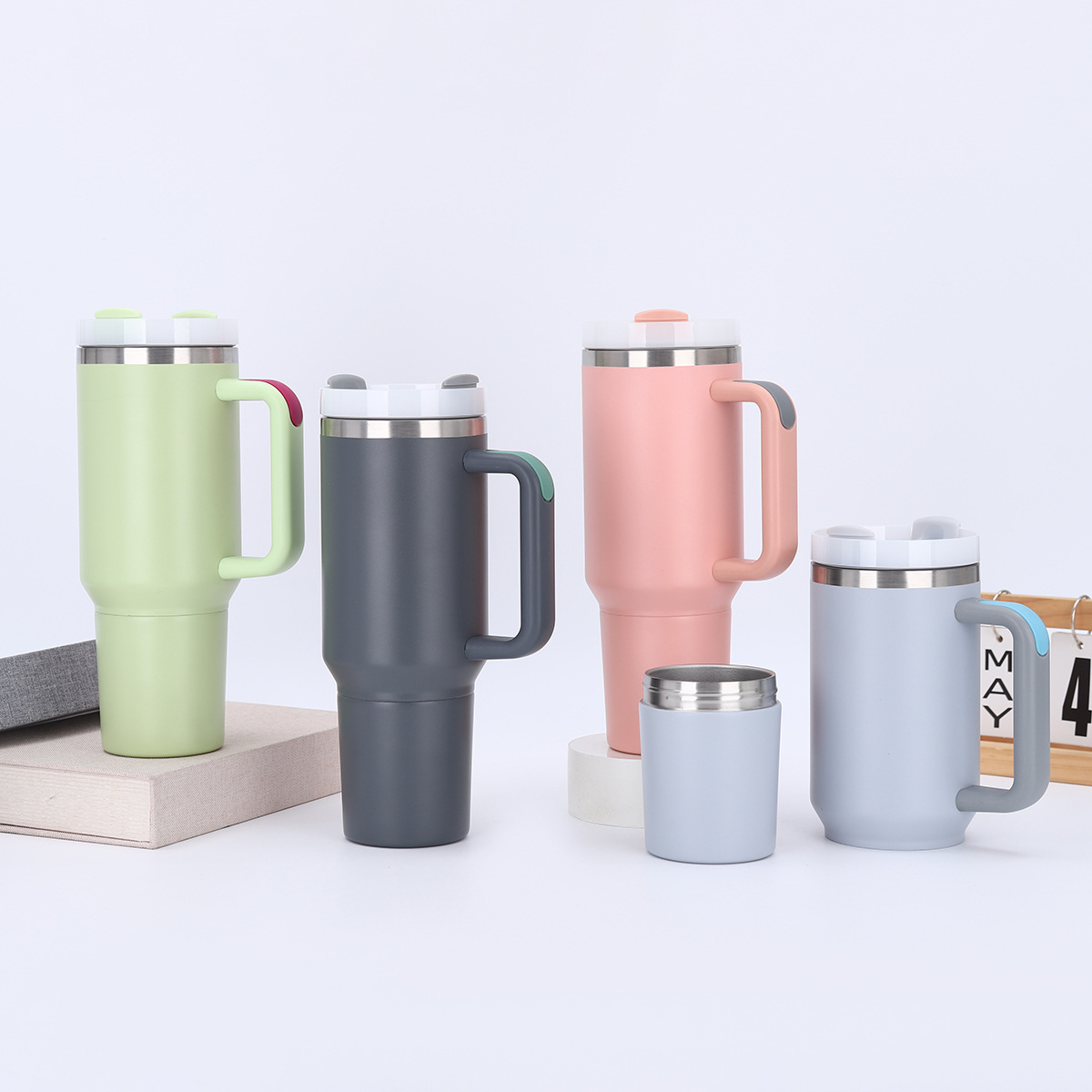 304 stainless steel insulated cup, outdoor portable large-capacity sports ice cup with handle and straw, double-section car cup Specification drawing