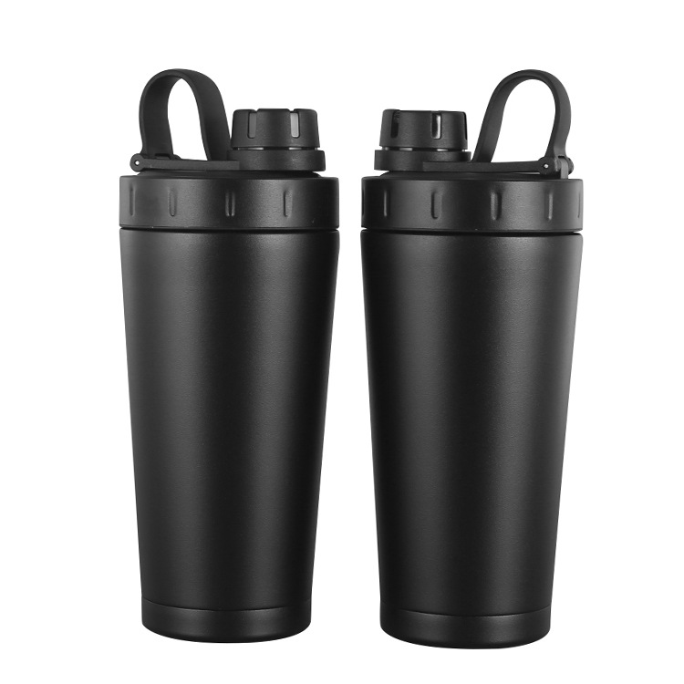 700ml double-layer stainless steel insulated cups, sports shaker cups, winter outdoor products, black shaker cups are available in stock full figure