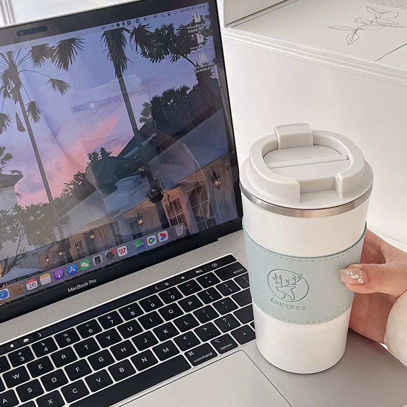 Office coffee cup, women's heat-resistant portable water cup, home simple cup, high appearance level, intelligent temperature-showing insulated cup Application Scenario