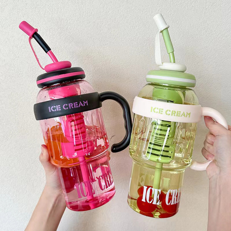 High appearance level ins simple and portable water bottle cup, portable plastic cup for going out, high appearance level for girls, large capacity Application Scenario