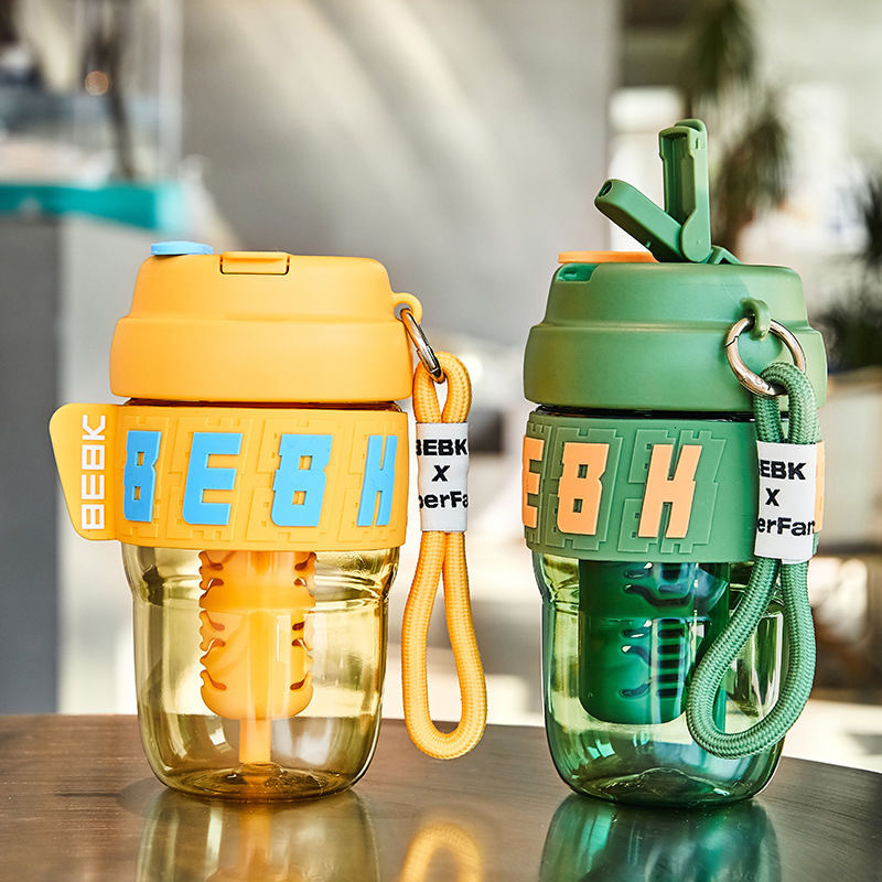 Simple coffee cup, tritan safe material, tea brewing cup, portable couple, high appearance level, double-drinking straw cup full figure