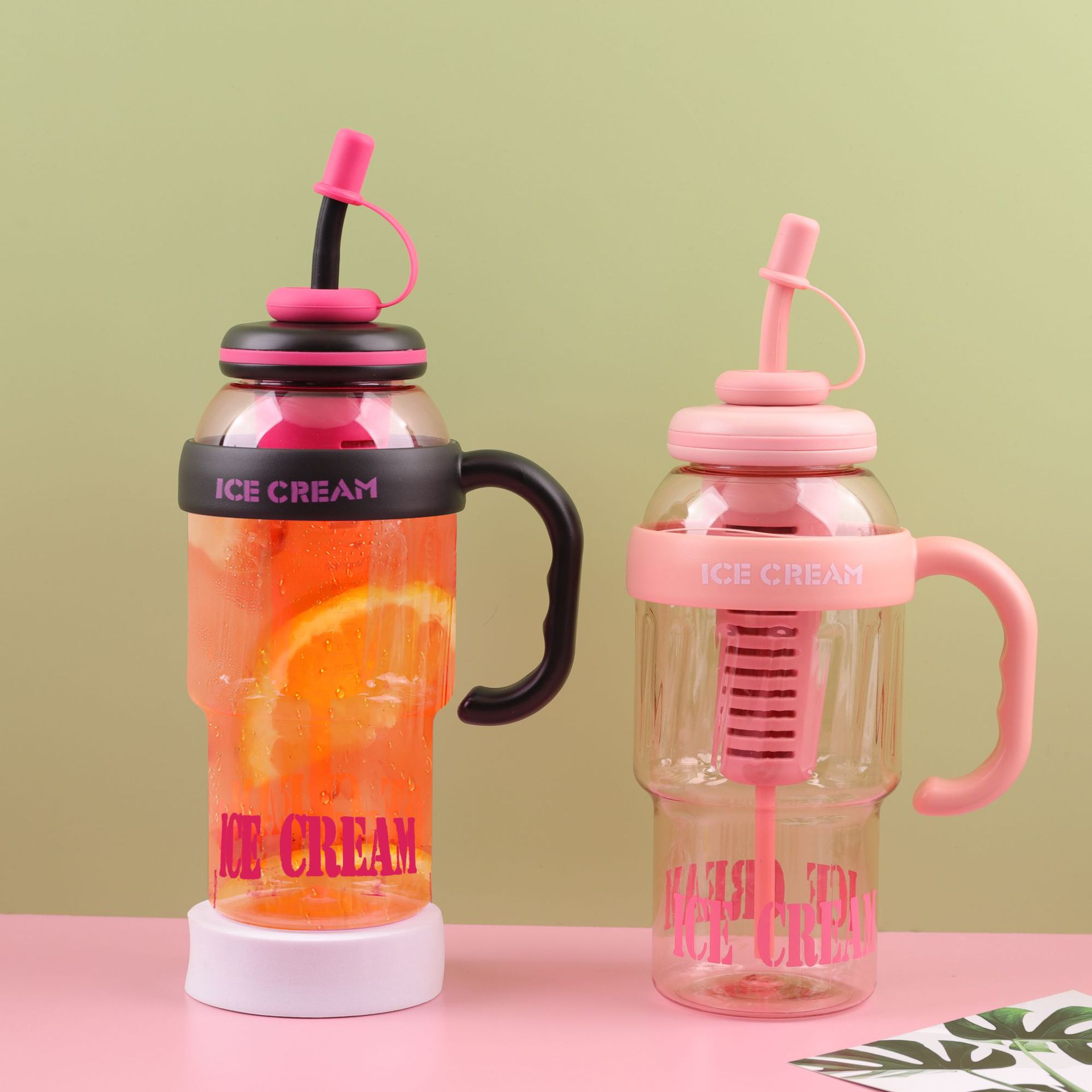 Summer new large-capacity plastic straw cup, high appearance level, cute ice king cup, outdoor portable plastic internet-famous water cup details Picture