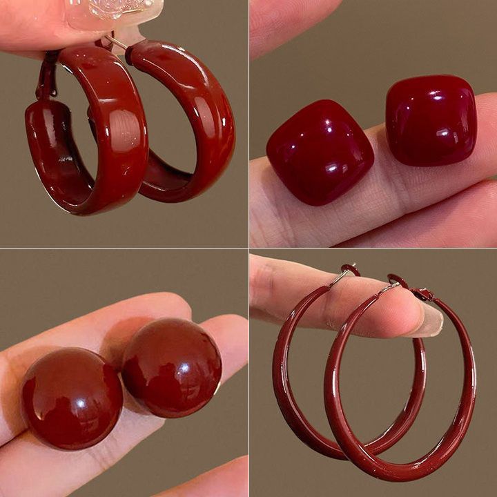 The new autumn Ankela red accessories, red ear rings, 2024 best-selling ear buckles and earrings, with a niche wide edge design full figure