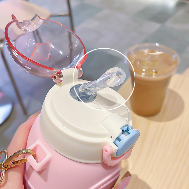 Sanrio officially authorized insulated cup, student cartoon cute water cup, high appearance level straw cup, large capacity portable cup details Picture
