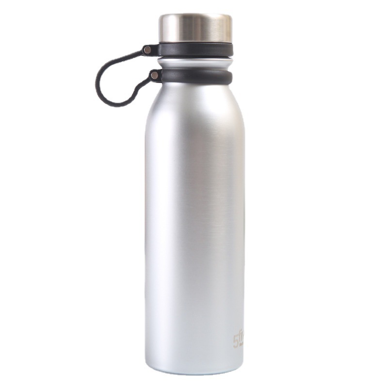 New cross-border sports bottle handle space kettle, double-layer stainless steel insulated water cup, outdoor travel sports water bottle Application Scenario