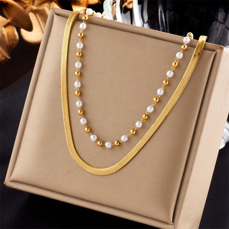 European and American cross-border creative and personalized irregular metal beaded chain titanium steel flat snake chain high-end double-layer necklace full figure
