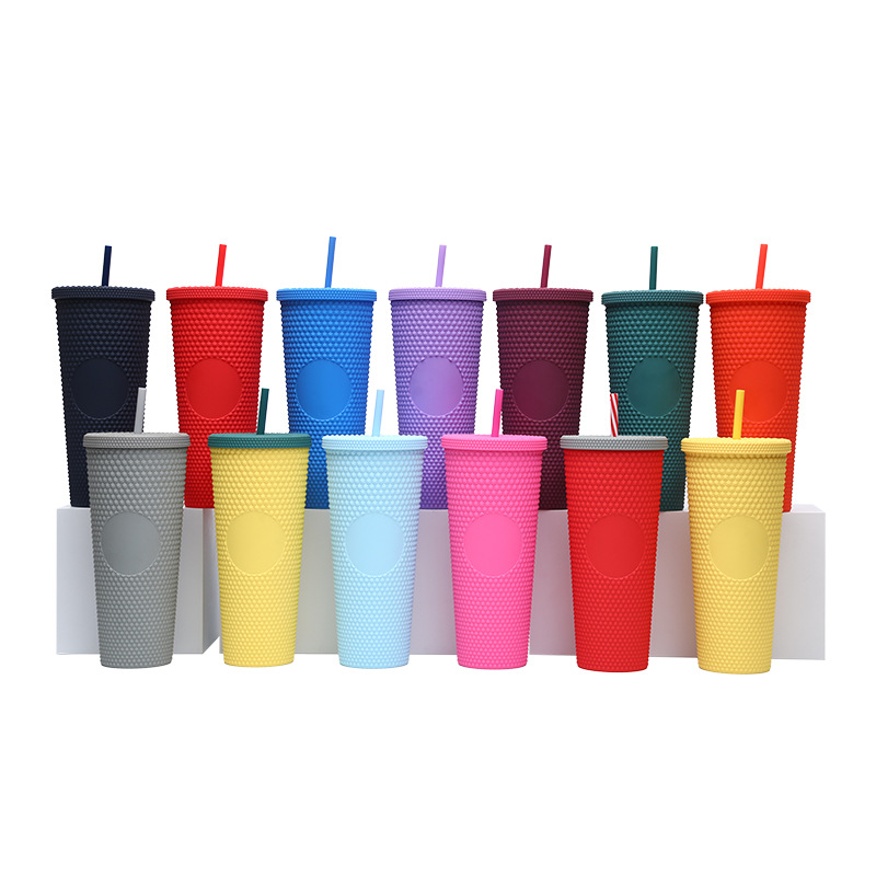 Amazon 's new large-capacity Studded prickly water cup 710ml fashionable and creative AS straw durian cup Application Scenario