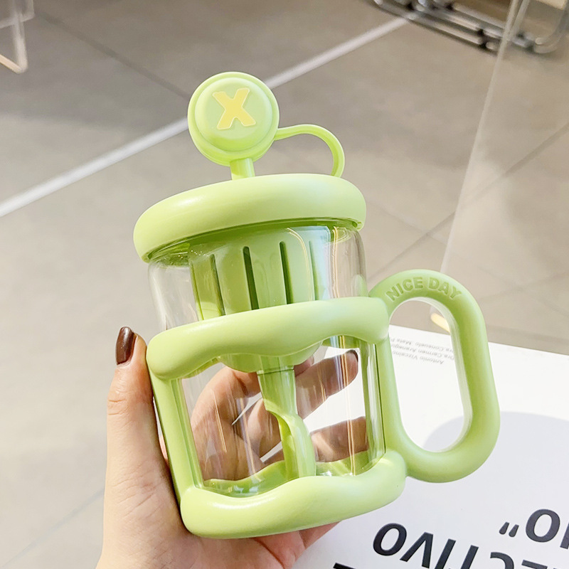 New water cup, plastic cup for office tea-water separation, new coffee, high-temperature resistant, straw for stirring and brewing tea Specification drawing