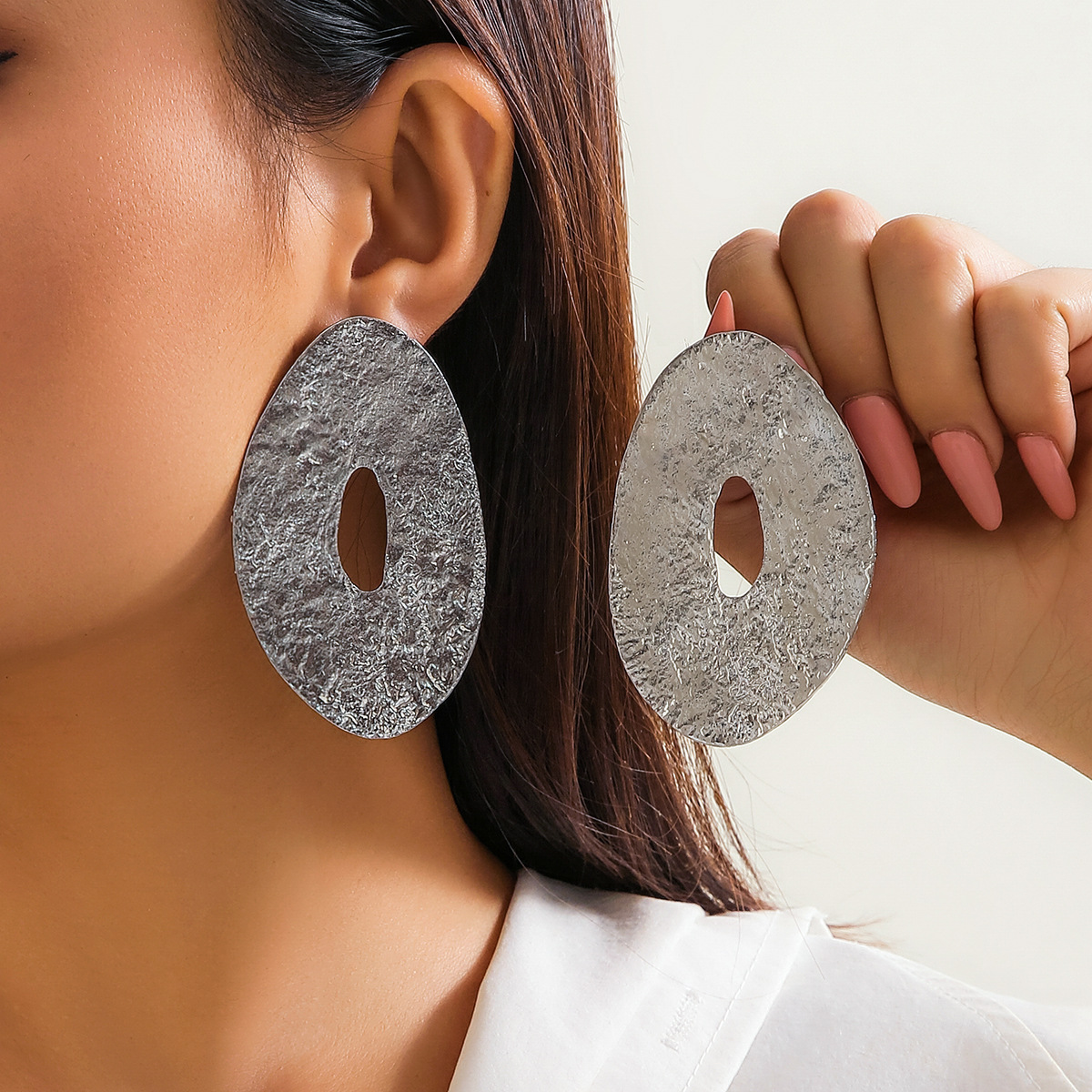 Exaggerated French round metal large earrings from Europe and America, simple and irregular texture, and niche stud earrings details Picture