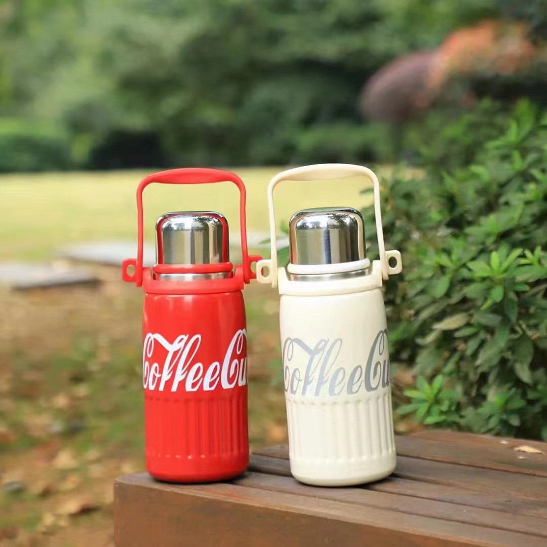2024 New high-appearation-level Coca-Cola same style insulated cup, large-capacity portable sports water bottle, couple insulated cup full figure