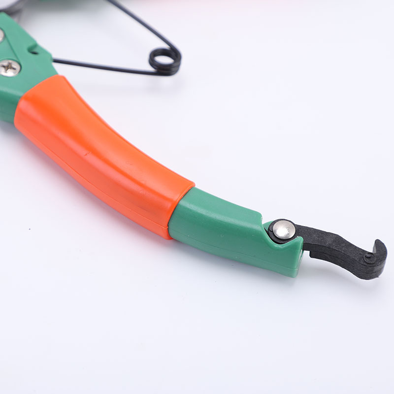 Pruning scissors for fruit trees, flower shears, garden shears, garden labor-saving flower pruning shears, household powerful shears Application Scenario
