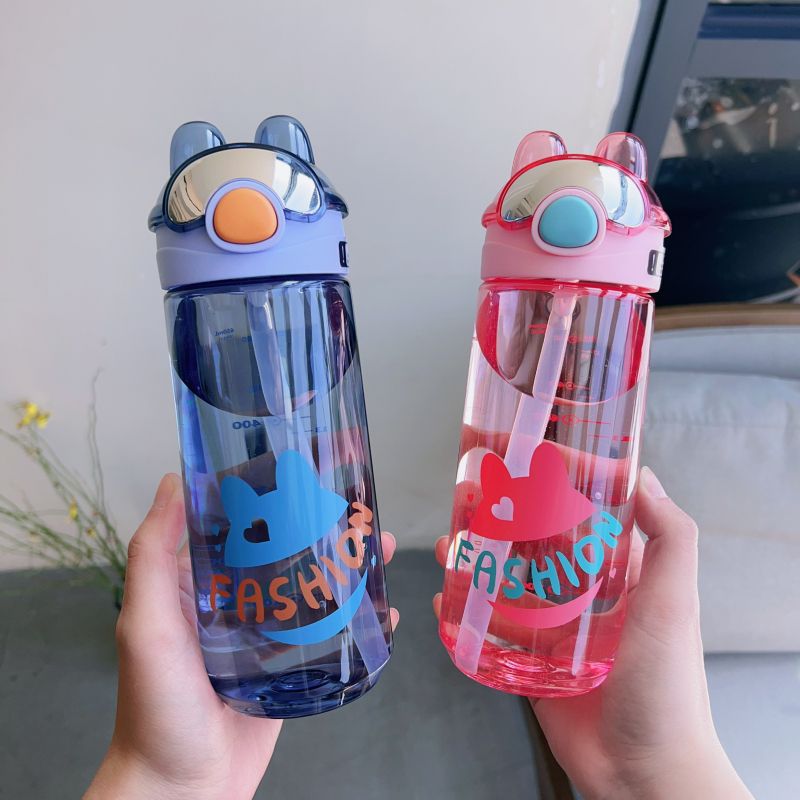 Korean version cute straw cup, portable for men and women, high appearance level, creative and trendy, heat-resistant, student outdoor plastic water cup full figure