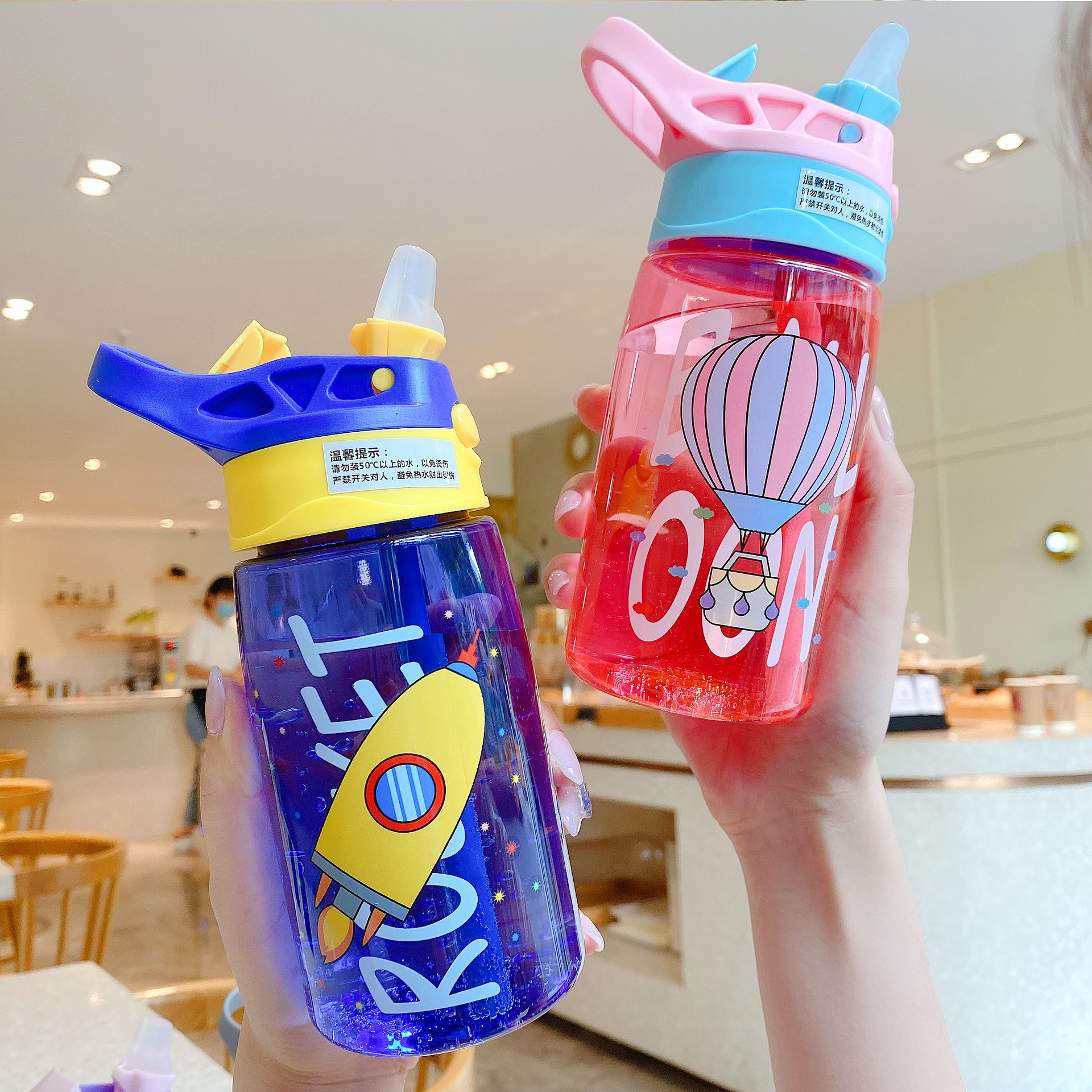 Children's kindergarten straw cup, new creative duckbill plastic cup, cartoon cute, portable and anti-drop water bottle Application Scenario